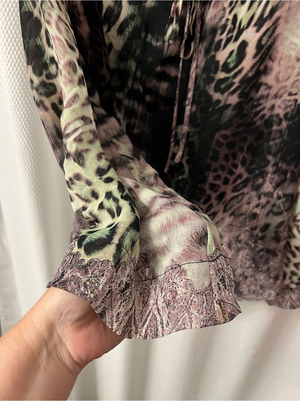 Boston Proper Sheer Cheetah 🐆 Animal-Print Peasant Blouse - Small - Picture 4 of 7